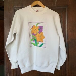 Vintage Abstract Flower Jerzees Size M White Crewneck Sweatshirt